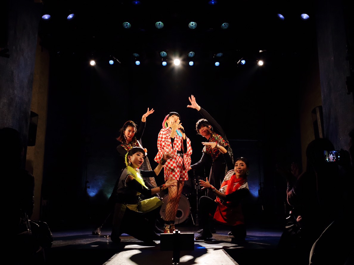 5人のアーティスト