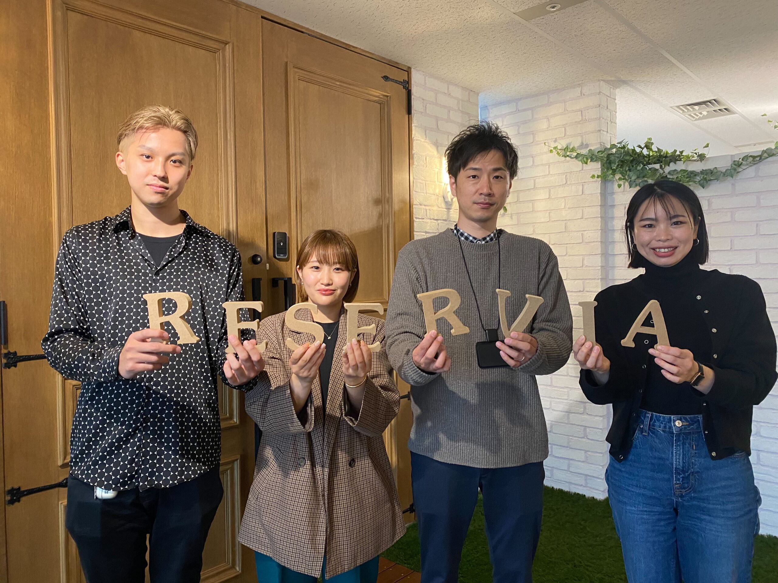 株式会社リザービア土井様　チームメンバーと