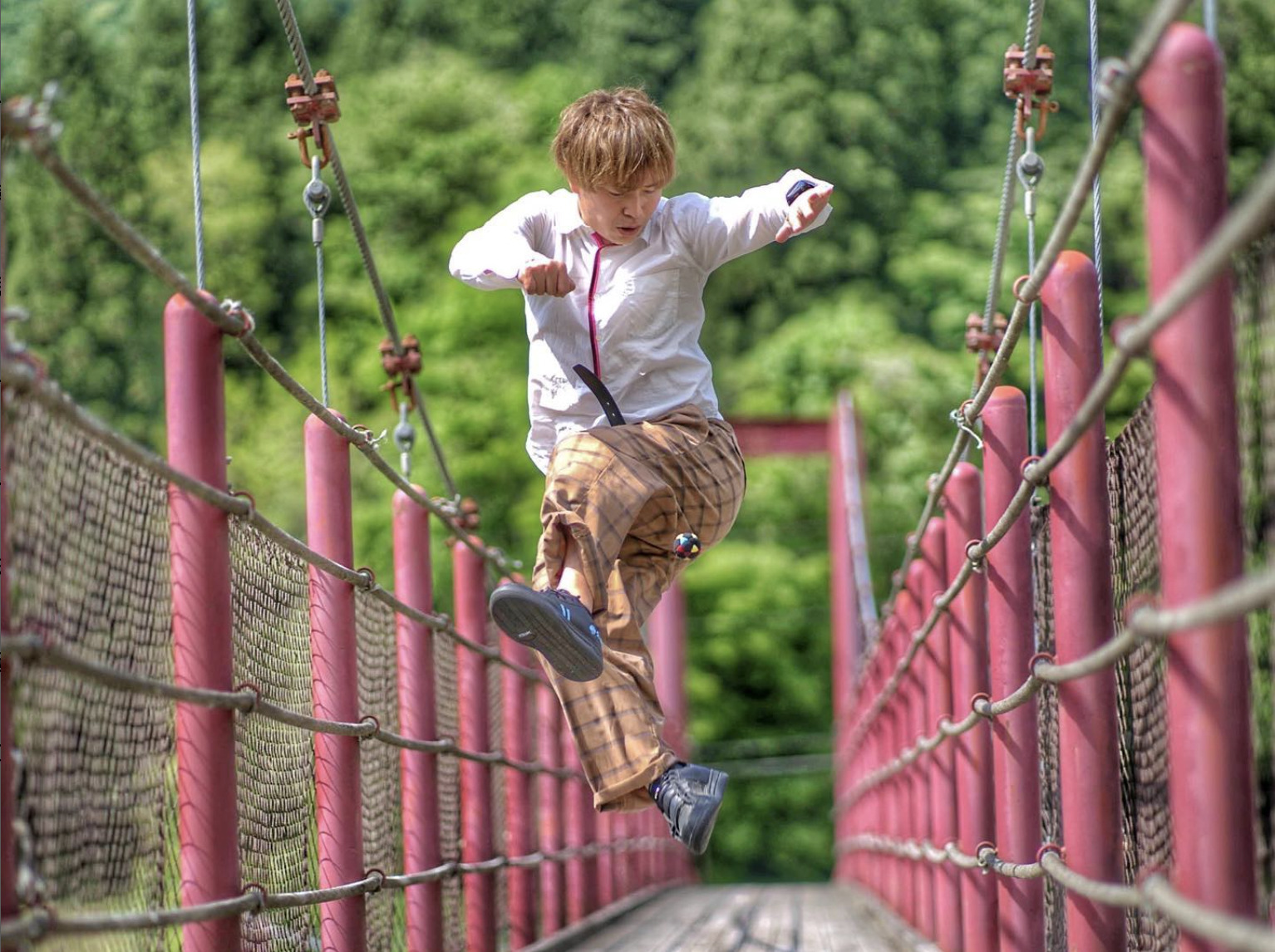 ishidataishi_footbag_bridge